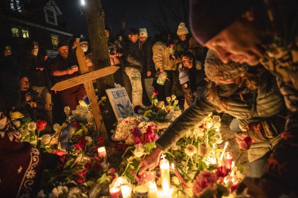 Проблема Трампа с иммиграционной и таможенной полицией (ICE) вернулась и рискует выйти из-под контроля.