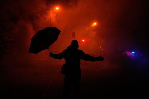Проблема Трампа с иммиграционной и таможенной полицией (ICE) вернулась и рискует выйти из-под контроля.