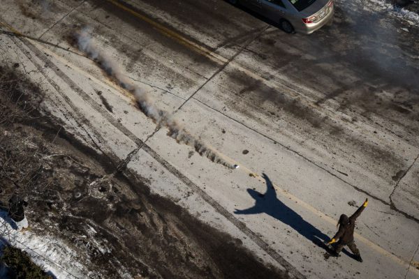 Проблема Трампа с иммиграционной и таможенной полицией (ICE) вернулась и рискует выйти из-под контроля.