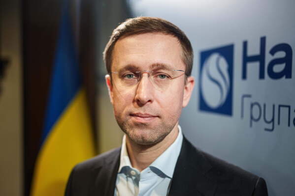 Украинцы протестуют против смещения Зеленским популярного министра обороны