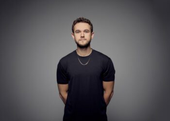Zedd станет хедлайнером официальной вечеринки после финала Открытого чемпионата США по теннису. Zedd станет хедлайнером официальной вечеринки после финала Открытого чемпионата США по теннису.