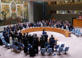 Зеленский заявил, что ночной украинский блицкриг нанес ущерб черноморской военно-морской крепости России.