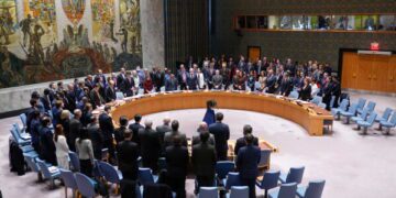 Зеленский заявил, что ночной украинский блицкриг нанес ущерб черноморской военно-морской крепости России.