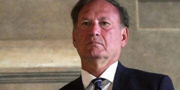 Карни заявил, что торговые переговоры США проходят «неприятно», после того как Трамп раскритиковал руководство Канады.