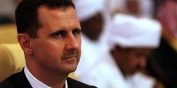 Поддерживаемые Ираном хуситы убили 6 человек при нападении на судно, а также произошли другие события на Ближнем Востоке.