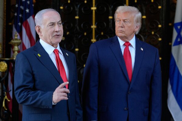 Израиль отвергает план Трампа по Газе, появляются новые подробности о ситуации в Ормузском проливе и другие новости Ближнего Востока.