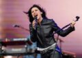 Фестиваль Lollapalooza 2026 сократит выступления Wolf Alice и Cortis из-за сильного наводнения.