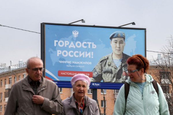 «Черные вдовы»: женщин обвиняют в замужестве с российскими новобранцами с целью получения компенсаций по случаю смерти военнослужащих.