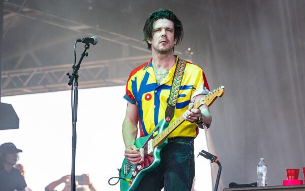Группа Modest Mouse заменила гитариста Саймона О'Коннора на фоне обвинений.