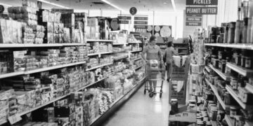 Одержимость магазинами типа «Мамдани Мартс» связана не с продуктами питания.