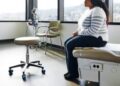 Способ, которым пациенты пишут сообщения врачам, может повлиять на реакцию.