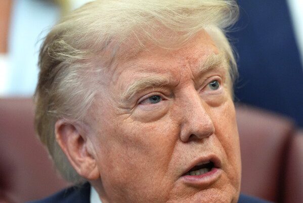 Трамп оптимистично настроен относительно возобновления переговоров с Ираном и других событий на Ближнем Востоке.