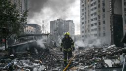 В результате удара украинского беспилотника на территории России погибли 13 человек, сообщают власти; это самое смертоносное нападение за два года.