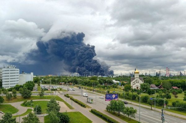 В результате удара украинского беспилотника на территории России погибли 13 человек, сообщают власти; это самое смертоносное нападение за два года.