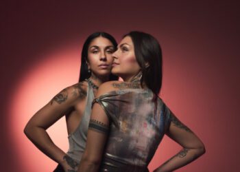 20 вопросов Krewella: После двухлетнего перерыва в музыкальной карьере дуэт возвращается с новым альбомом.