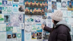Дети уходят в подполье, поскольку Украина начинает учебный год под постоянным обстрелом со стороны России.