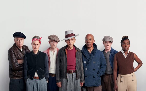 Кевин Роуленд из группы Dexys Midnight Runners "возмущен" тем, что песня "Come On Eileen" прозвучала на конференции Reform UK. Кевин Роуленд из группы Dexys Midnight Runners "возмущен" тем, что песня "Come On Eileen" прозвучала на конференции Reform UK.
