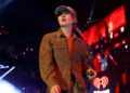Джей-Хоуп выразил благодарность ARMY после того, как BTS одержали 3 новые победы на VMA: «Всё благодаря вам, ребята».