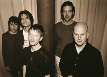 Группа Radiohead анонсировала свой первый за 15 лет австралийский тур, включающий 16 концертов на аренах. Группа Radiohead анонсировала свой первый за 15 лет австралийский тур, включающий 16 концертов на аренах.